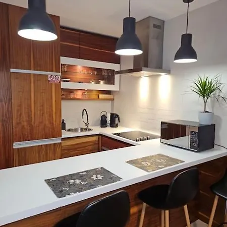Apartament Wyjatkowy Apartament *